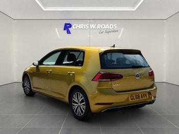 Used Volkswagen Golf 2018 for sale - 79370346: Photo