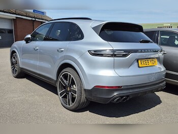 Used Porsche Cayenne 2019 for sale - 78726224: Photo
