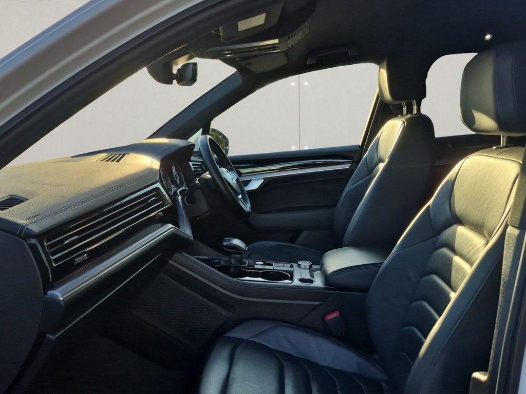 Used Volkswagen Touareg 2019 for sale - 76570248: Photo 17