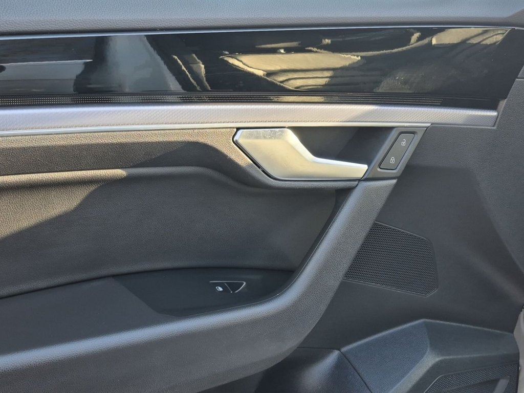 Used Volkswagen Touareg 2019 for sale - 76570248: Photo 18