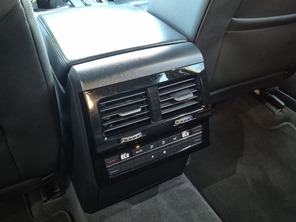 Used Volkswagen Touareg 2019 for sale - 76570248: Photo 32