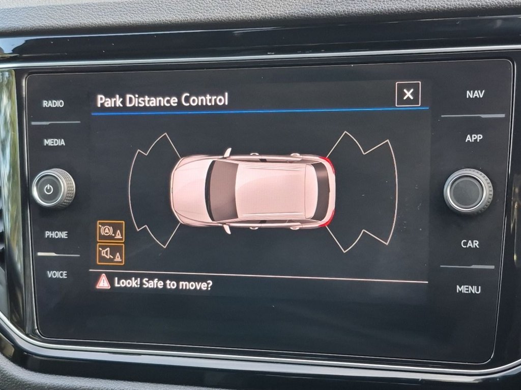 Used Volkswagen T-Roc 2021 for sale - 76536036: Photo 24