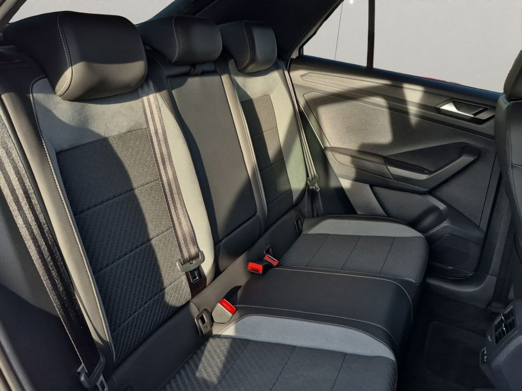 Used Volkswagen T-Roc 2021 for sale - 76536036: Photo 30