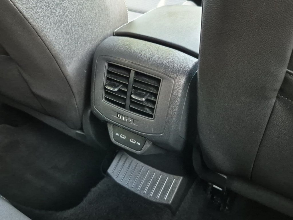 Used Volkswagen T-Roc 2021 for sale - 76536036: Photo 32