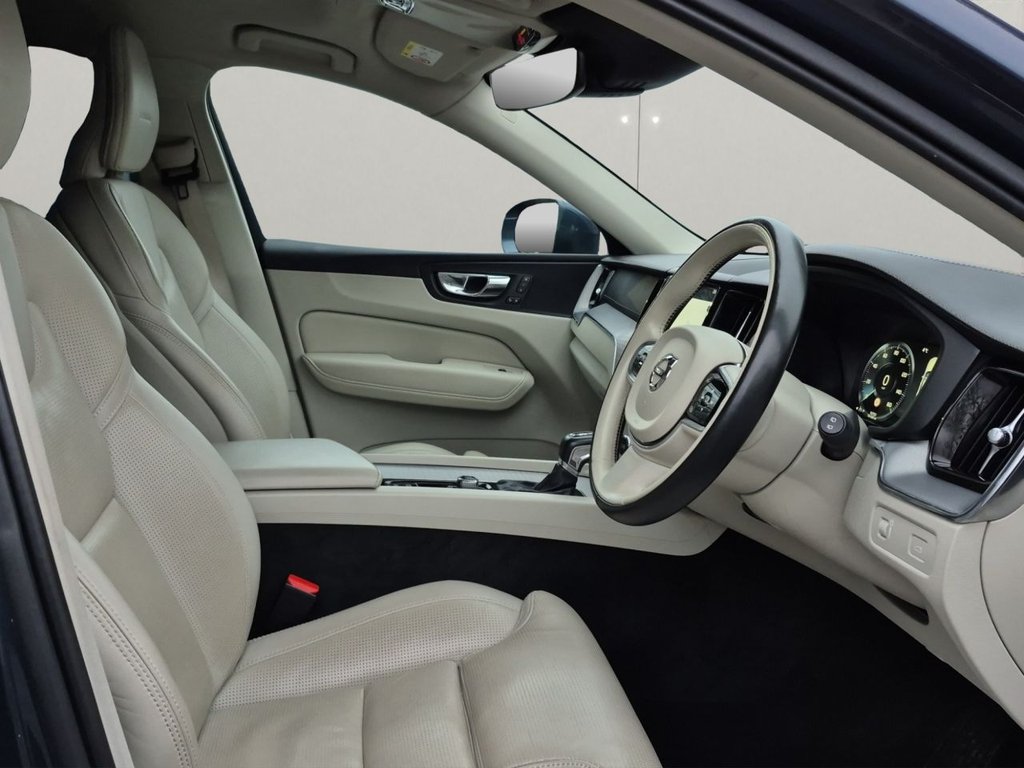 Used Volvo XC60 2019 for sale - 78068939: Photo 15