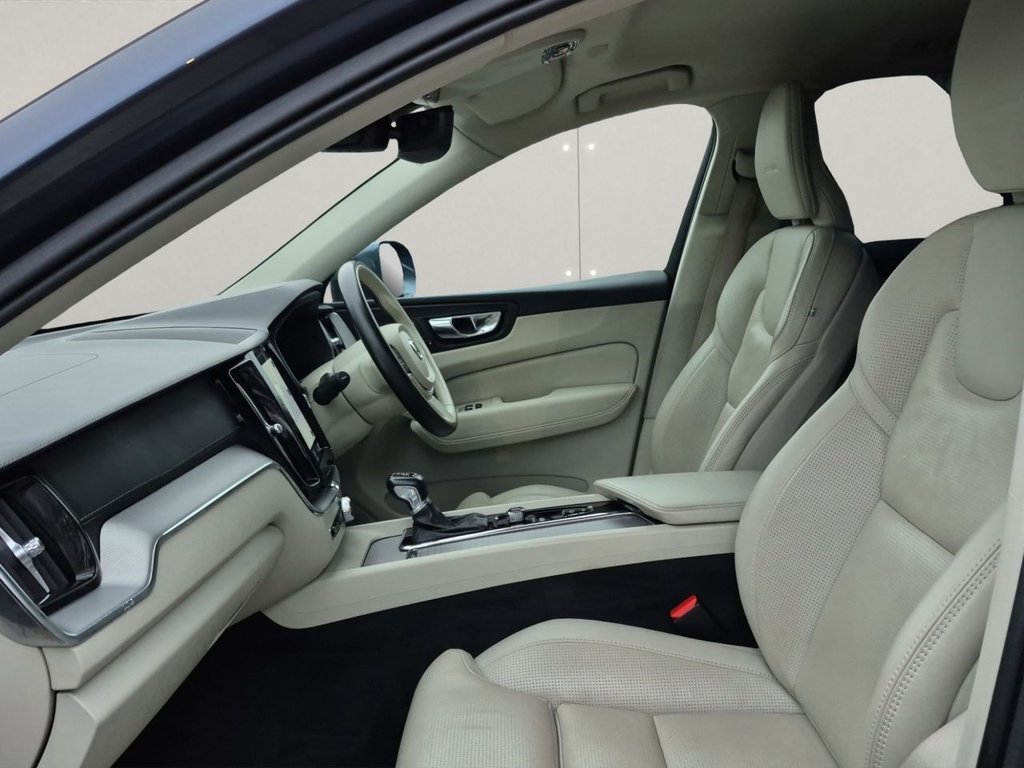 Used Volvo XC60 2019 for sale - 78068939: Photo 17