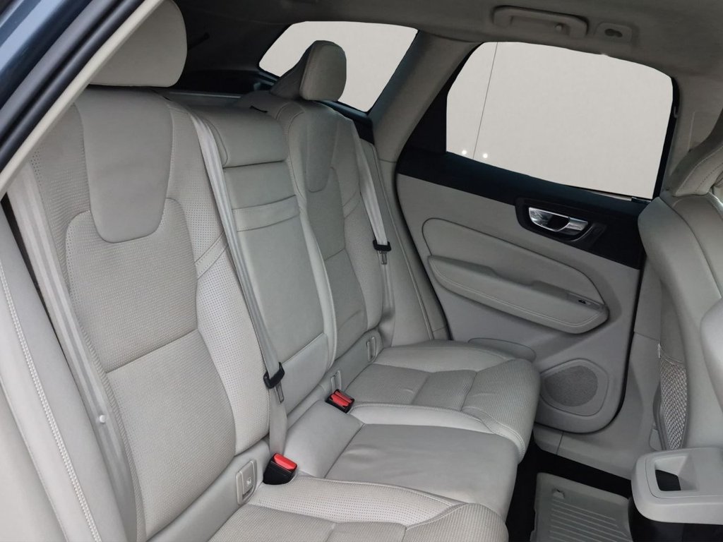 Used Volvo XC60 2019 for sale - 78068939: Photo 28