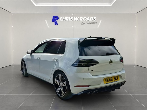 Used Volkswagen Golf 2019 for sale - 76235480: Photo 2