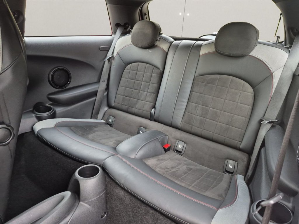 Used MINI Hatch 2021 for sale - 76039328: Photo 31