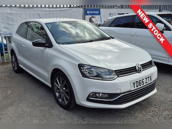 Used Volkswagen Polo 2015 for sale - 75798668: Photo