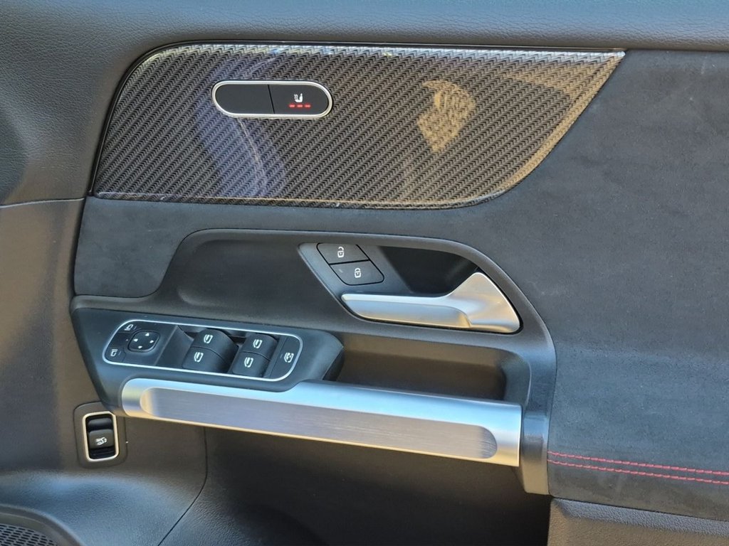 Used Mercedes-Benz GLB 2021 for sale - 76973131: Photo 16