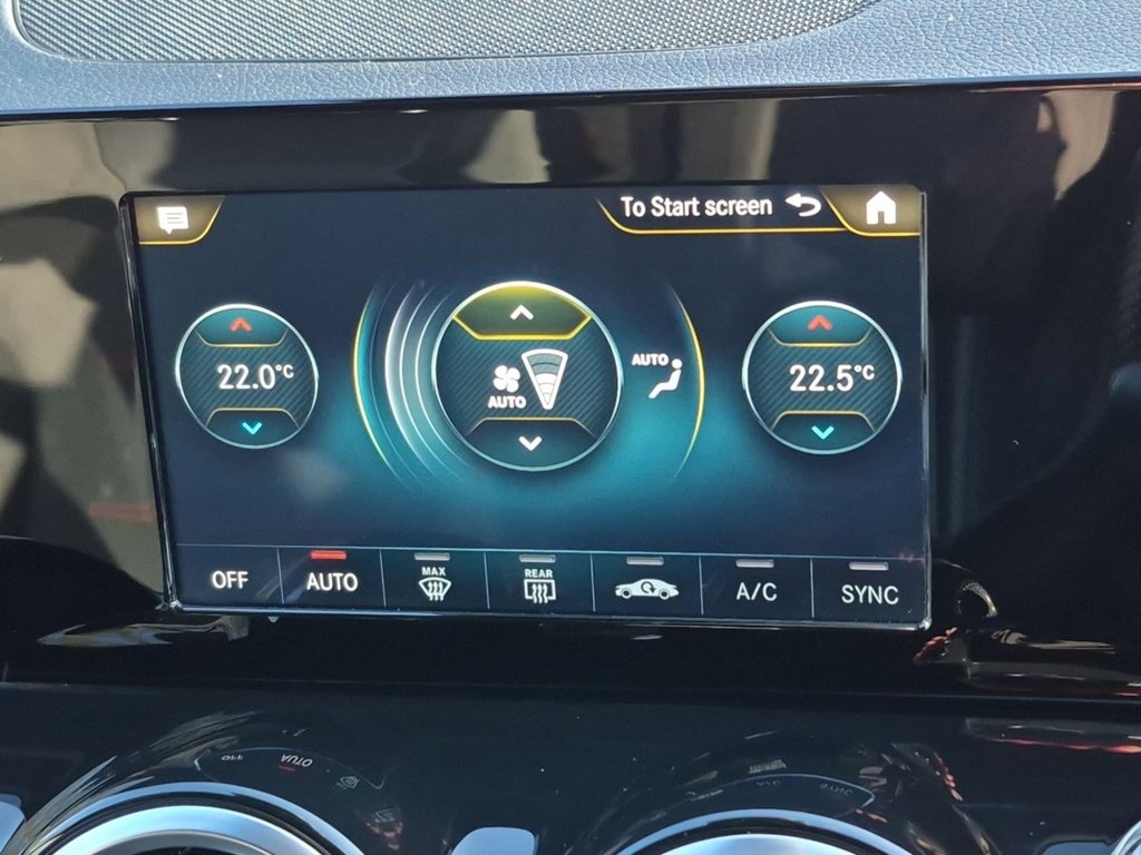 Used Mercedes-Benz GLB 2021 for sale - 76973131: Photo 23