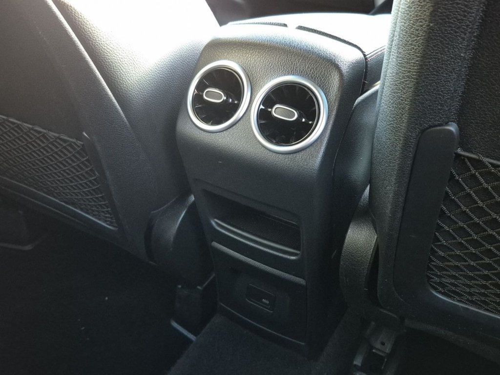 Used Mercedes-Benz GLB 2021 for sale - 76973131: Photo 31