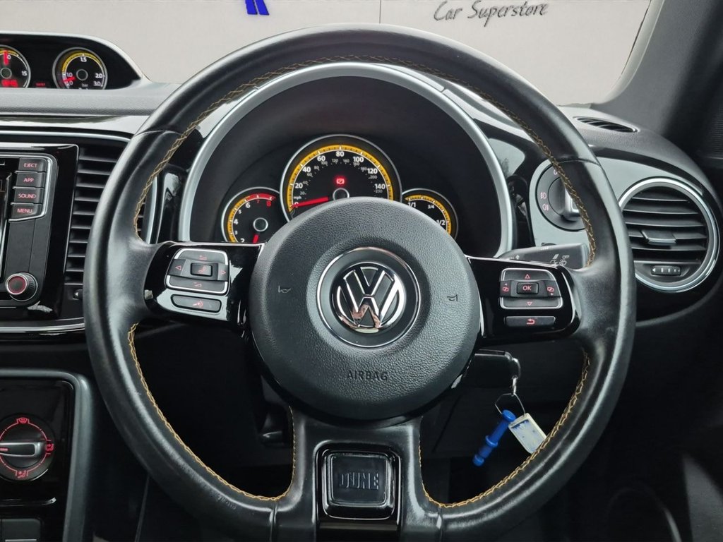 Used Volkswagen Beetle 2018 for sale - 76923783: Photo 25