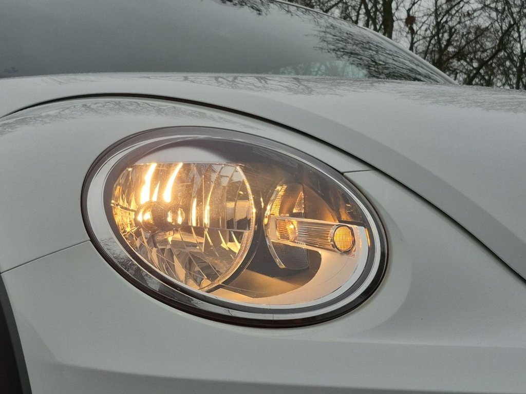 Used Volkswagen Beetle 2018 for sale - 76923783: Photo 34