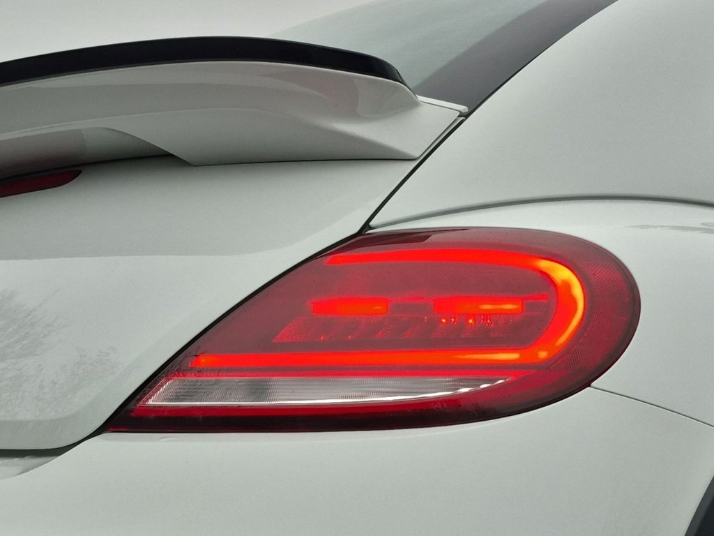 Used Volkswagen Beetle 2018 for sale - 76923783: Photo 35