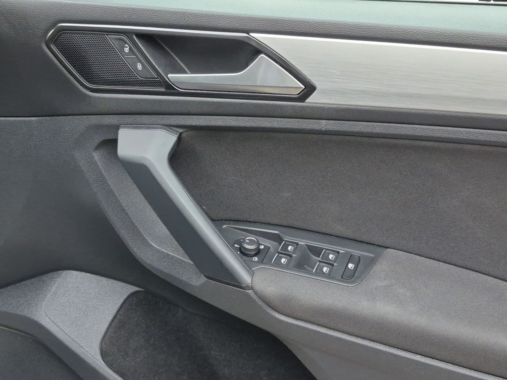 Used Volkswagen Tiguan 2018 for sale - 75986543: Photo 16