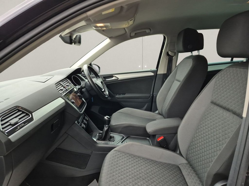 Used Volkswagen Tiguan 2018 for sale - 75986543: Photo 17