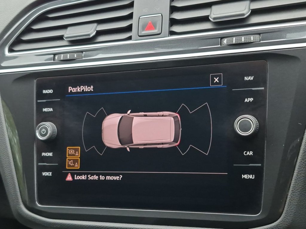 Used Volkswagen Tiguan 2018 for sale - 75986543: Photo 24