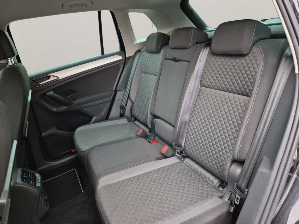 Used Volkswagen Tiguan 2018 for sale - 75986543: Photo 31