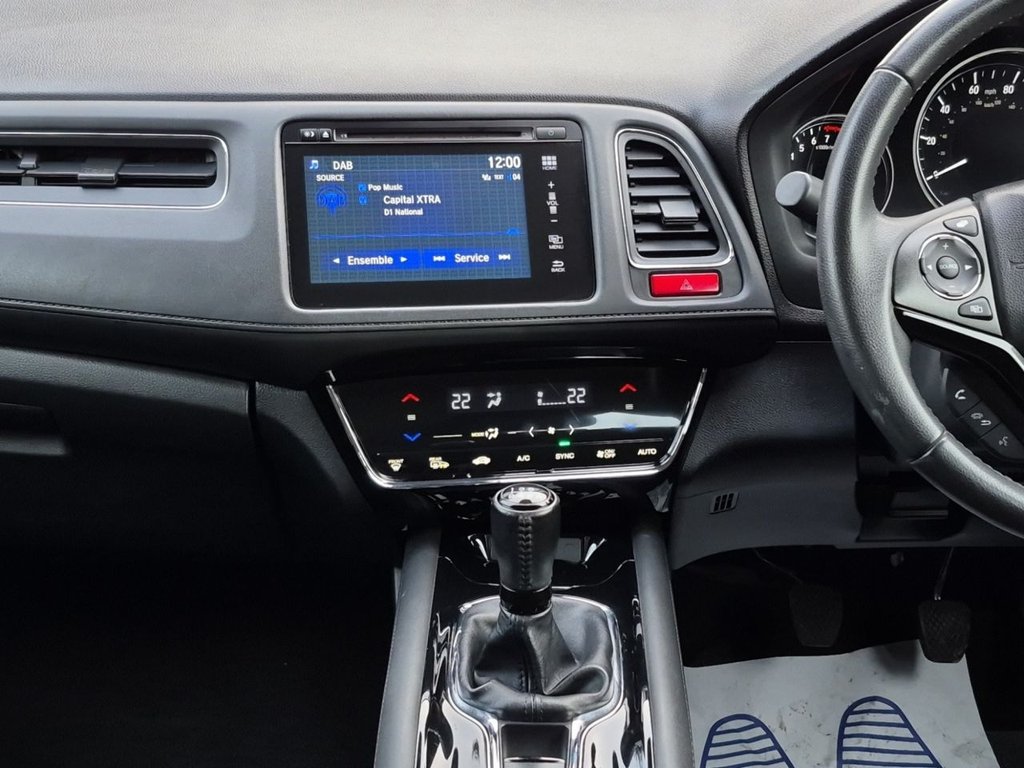 Used Honda HR-V 2018 for sale - 76509747: Photo 14