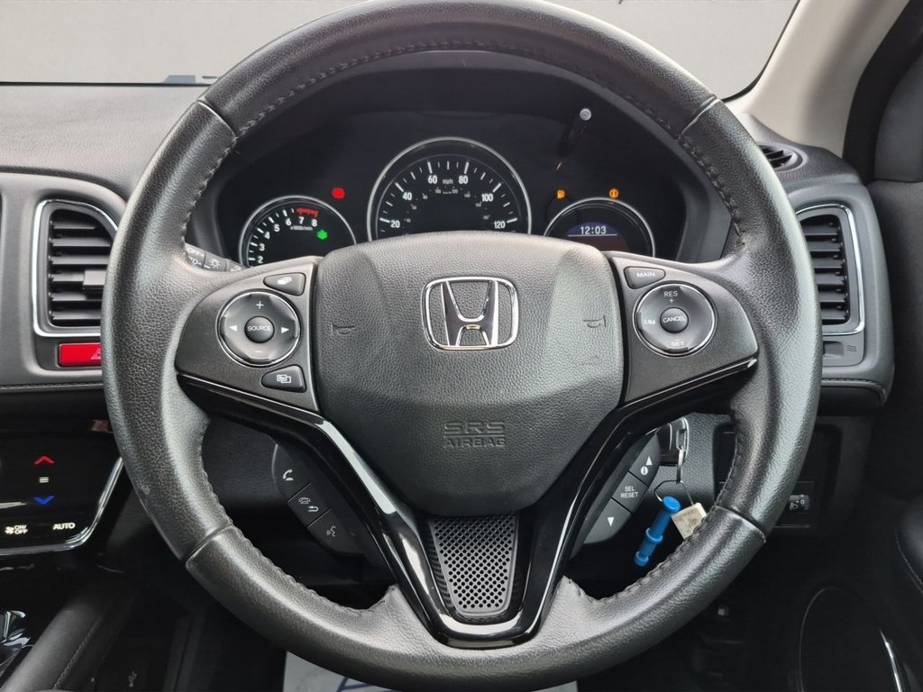 Used Honda HR-V 2018 for sale - 76509747: Photo 24