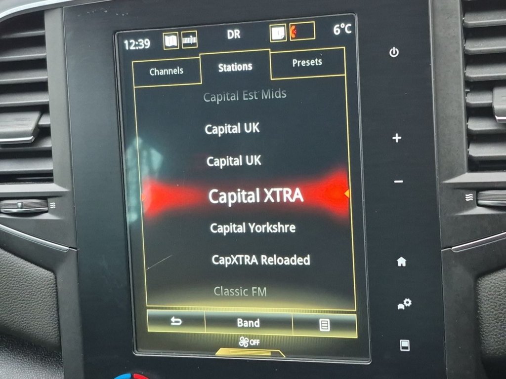 Used Renault Megane 2019 for sale - 76605129: Photo 20