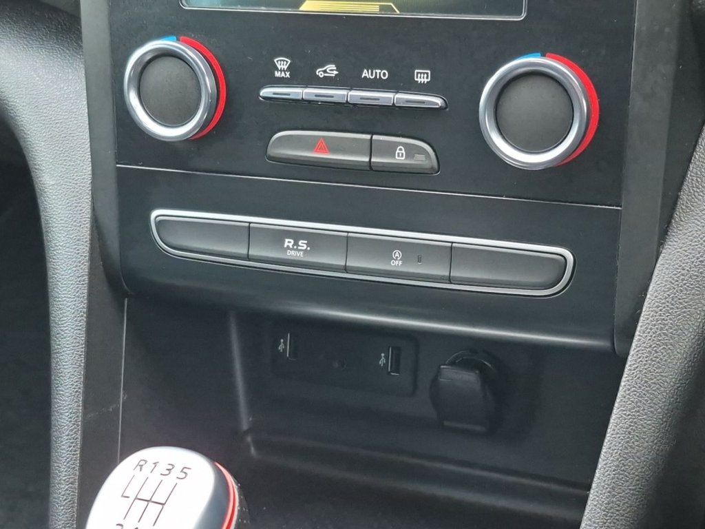 Used Renault Megane 2019 for sale - 76605129: Photo 24