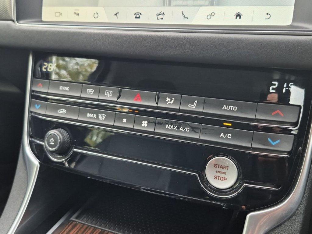 Used Jaguar XF 2018 for sale - 76162717: Photo 24