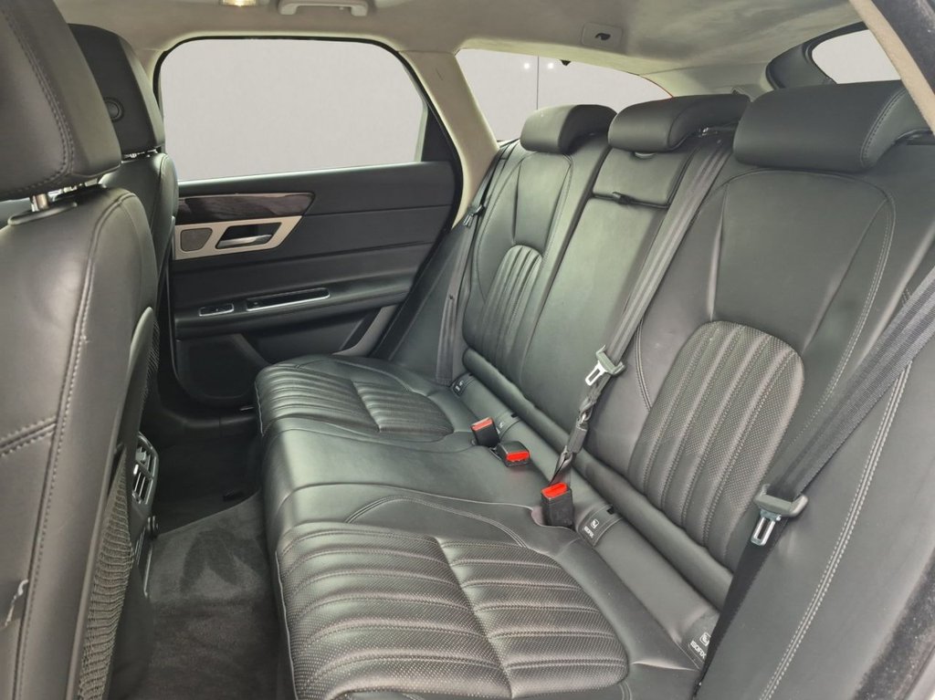 Used Jaguar XF 2018 for sale - 76162717: Photo 31