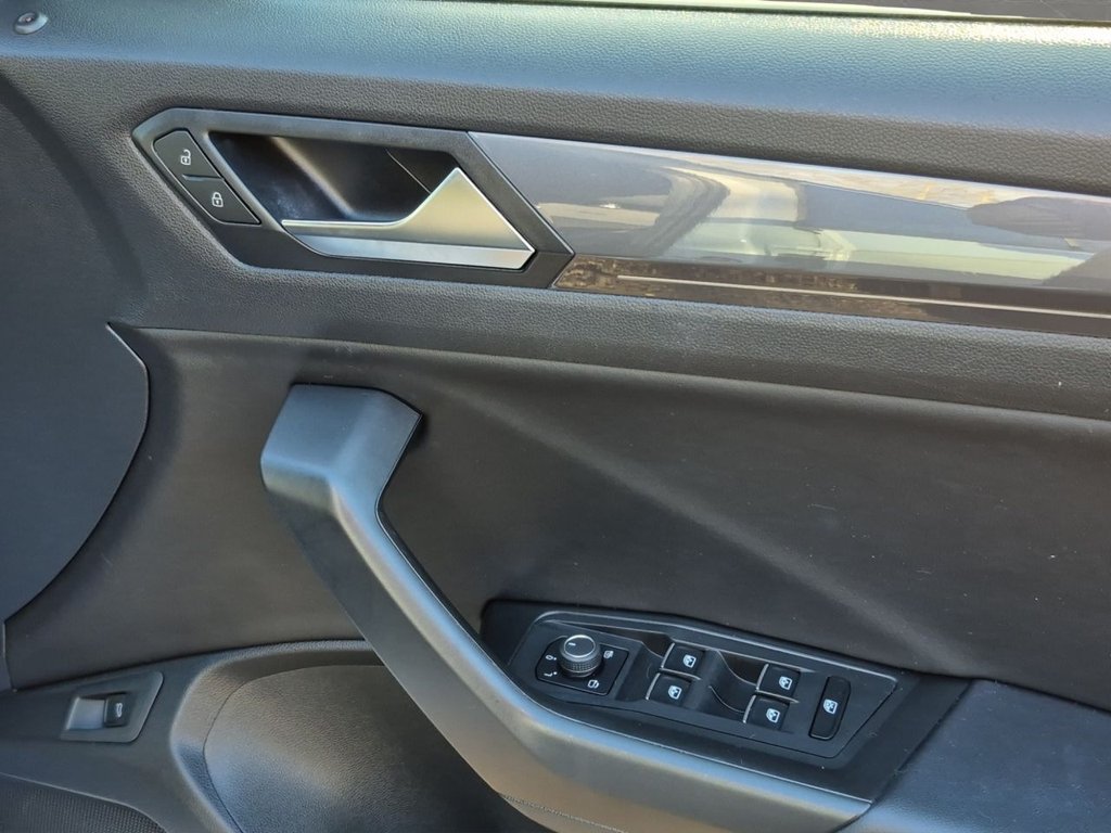 Used Volkswagen T-Roc 2020 for sale - 76617725: Photo 16