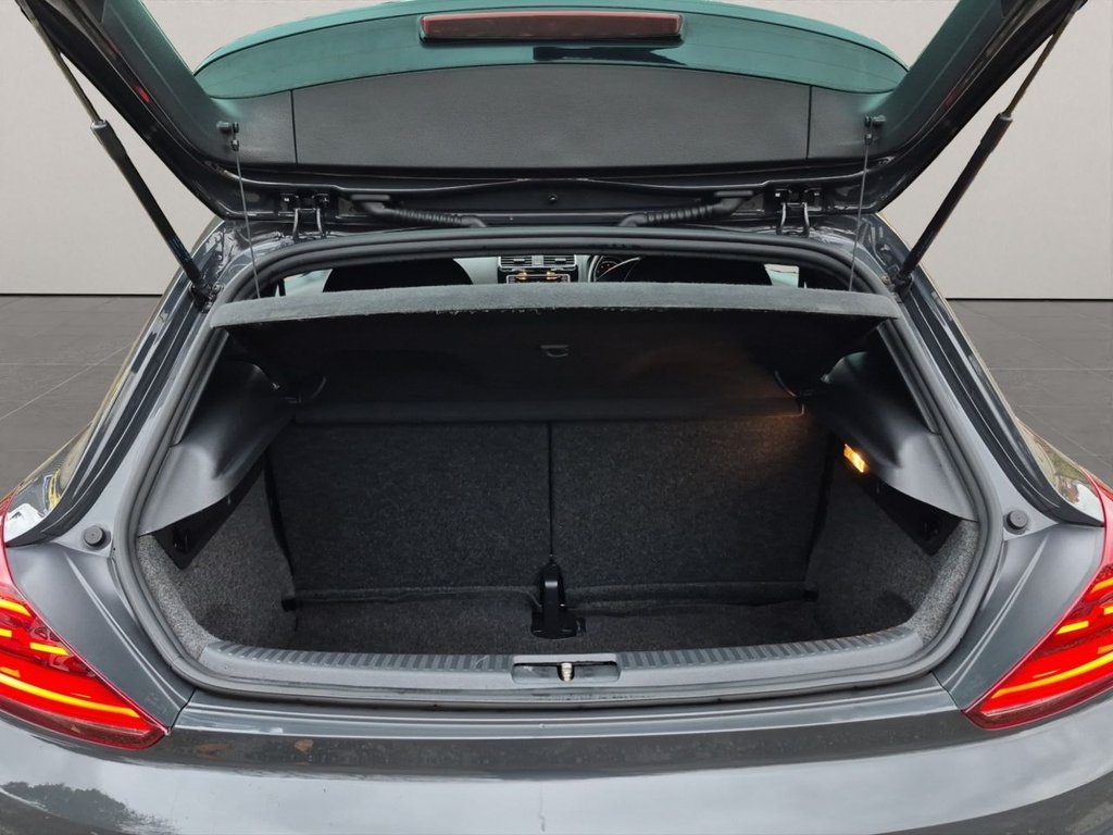 Used Volkswagen Scirocco 2018 for sale - 76417928: Photo 31