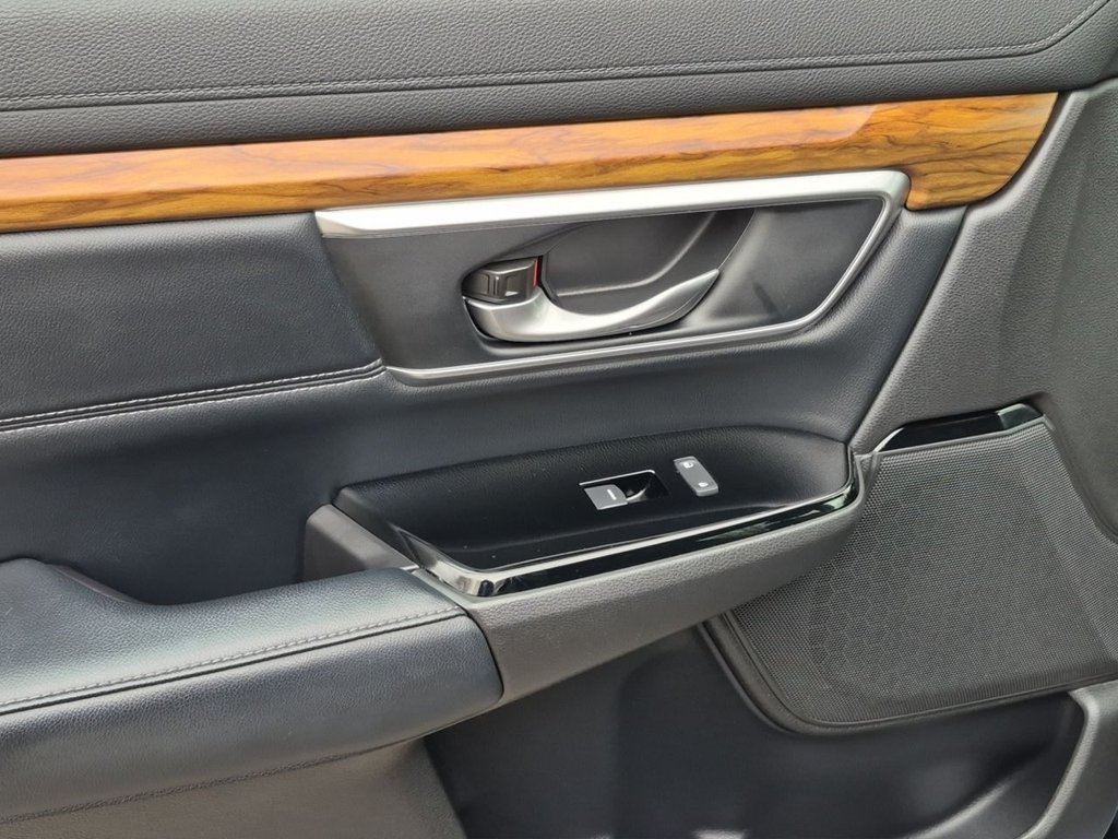 Used Honda CR-V 2018 for sale - 78200394: Photo 18