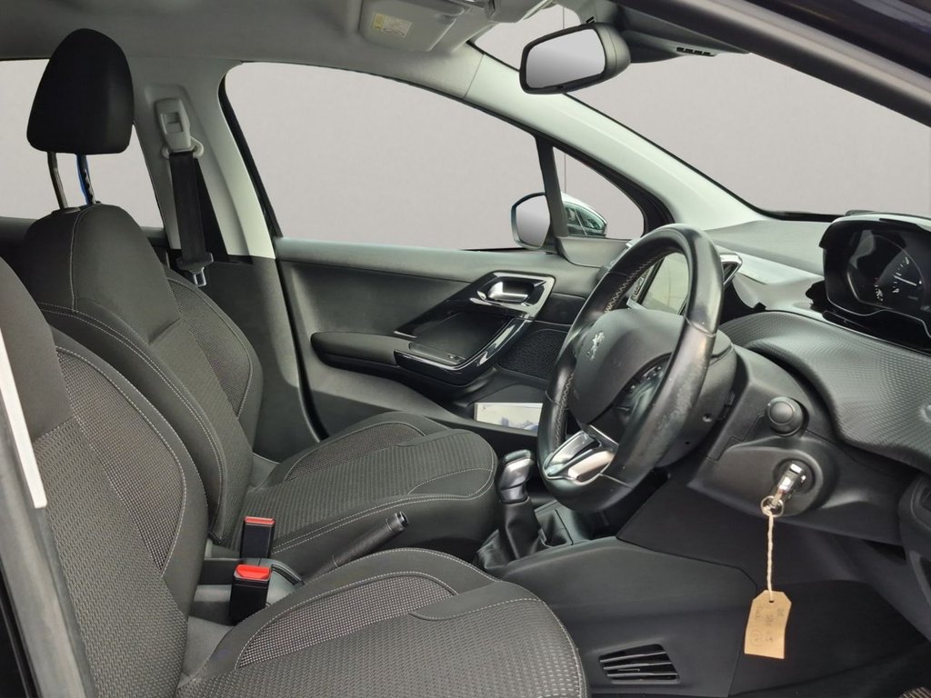 Used Peugeot 208 2018 for sale - 76386028: Photo 15
