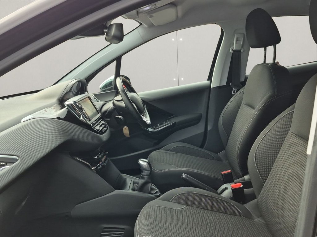 Used Peugeot 208 2018 for sale - 76386028: Photo 17