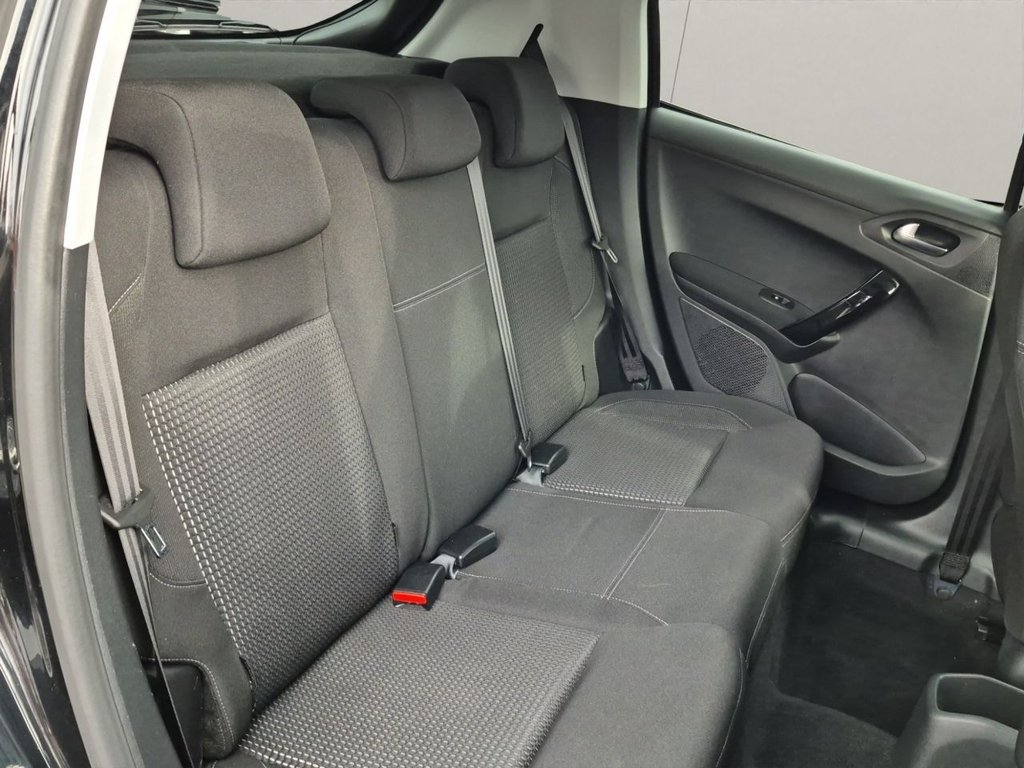Used Peugeot 208 2018 for sale - 76386028: Photo 29