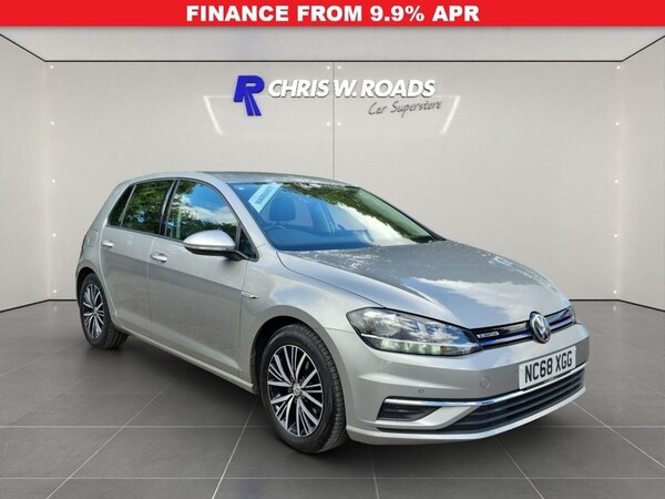 Used Volkswagen Golf 2019 for sale - 75986291: Photo 1