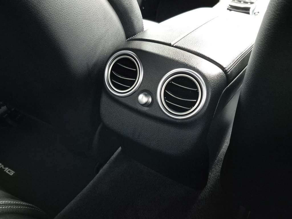 Used Mercedes-Benz C Class 2018 for sale - 77302641: Photo 32