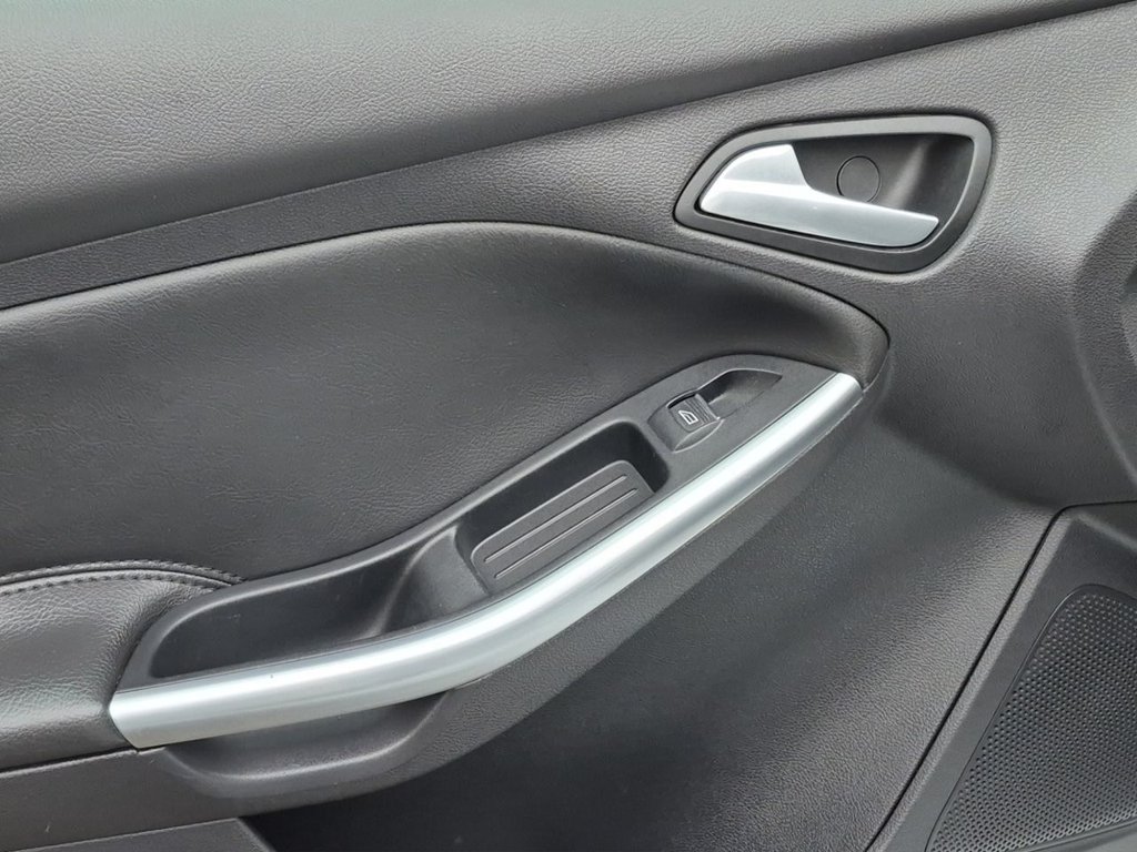 Used Ford Focus 2014 for sale - 76962234: Photo 18
