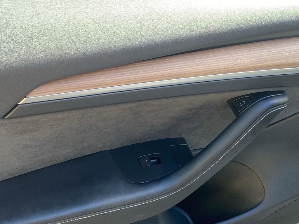 Used Tesla Model 3 2023 for sale - 76039012: Photo 17