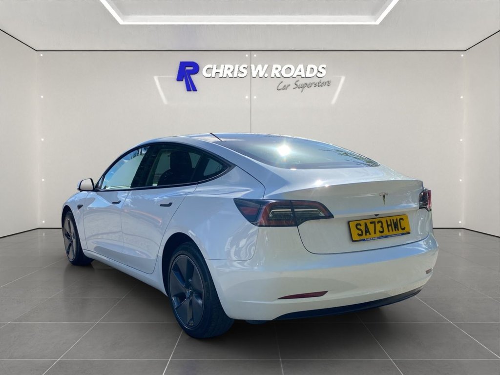 Used Tesla Model 3 2023 for sale - 76039012: Photo 2