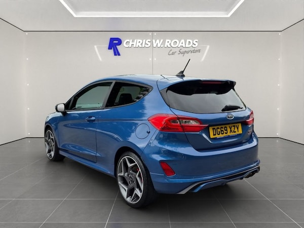 Used Ford Fiesta 2019 for sale - 75410893: Photo 2