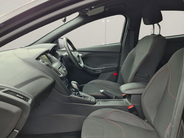 Used Ford Focus 2017 for sale - 76266624: Photo 17