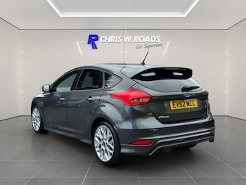 Used Ford Focus 2017 for sale - 76266624: Photo 2