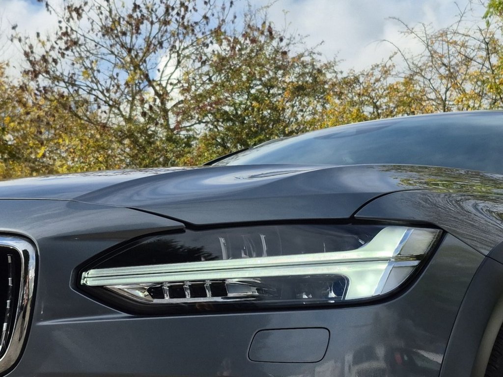 Used Volvo V90 2020 for sale - 76256558: Photo 35