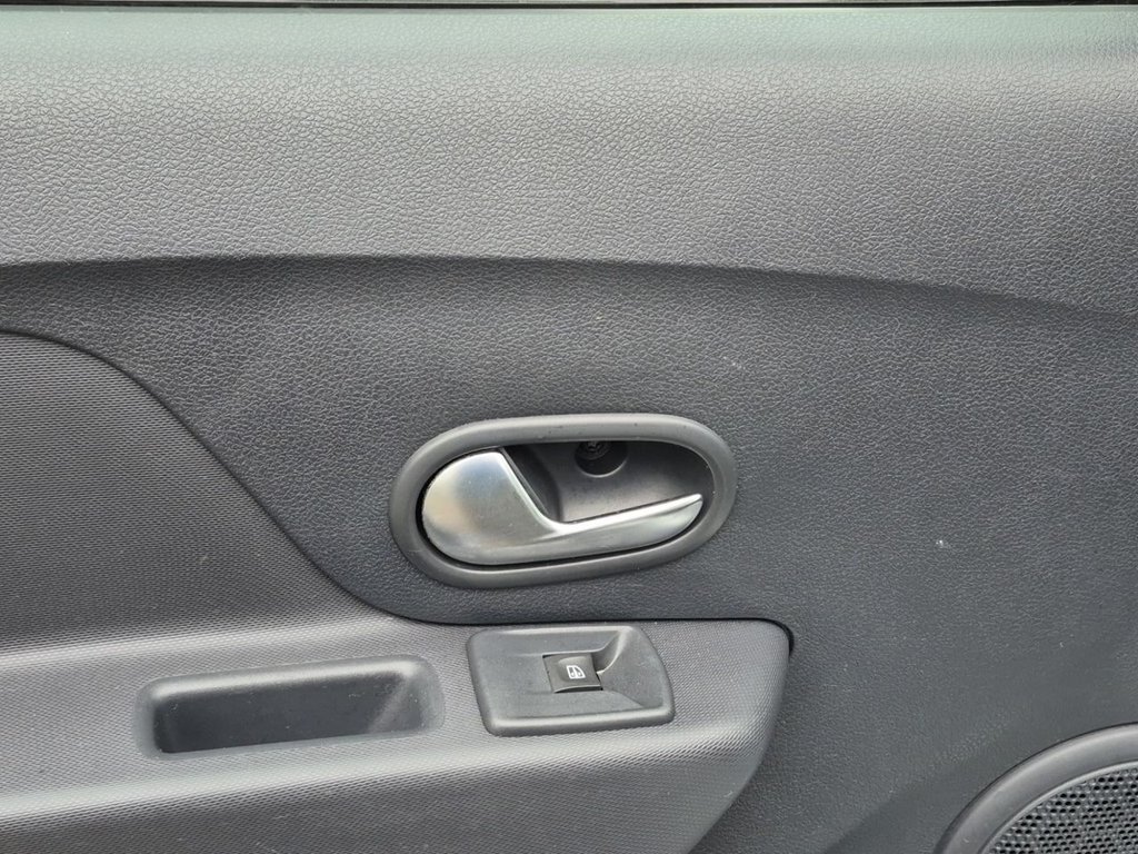 Used Dacia Sandero Stepway 2018 for sale - 78200228: Photo 18