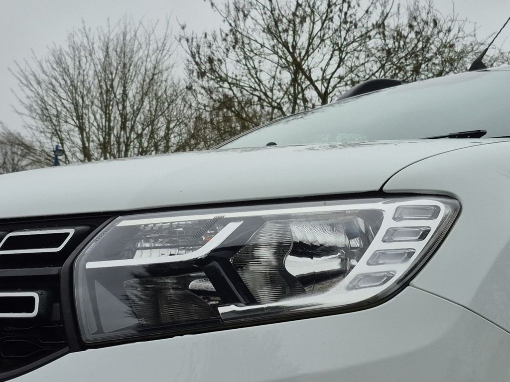 Used Dacia Sandero Stepway 2018 for sale - 78200228: Photo 31