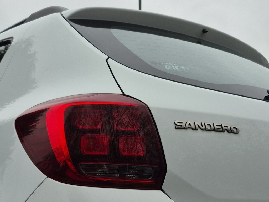 Used Dacia Sandero Stepway 2018 for sale - 78200228: Photo 32