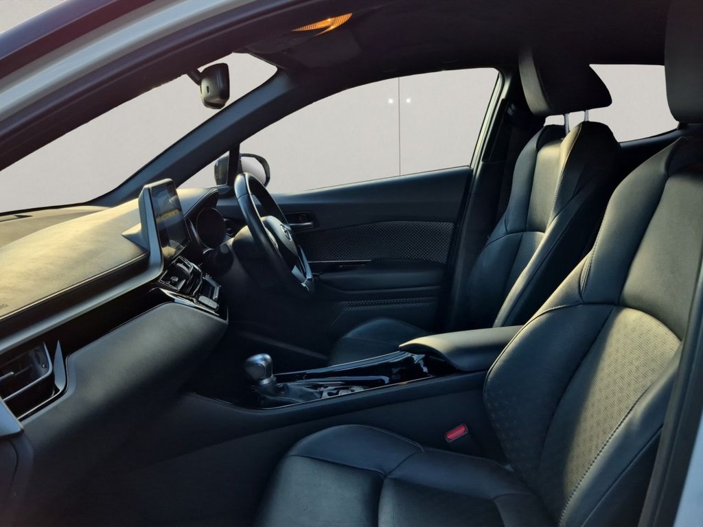 Used Toyota C-HR 2019 for sale - 76985723: Photo 17