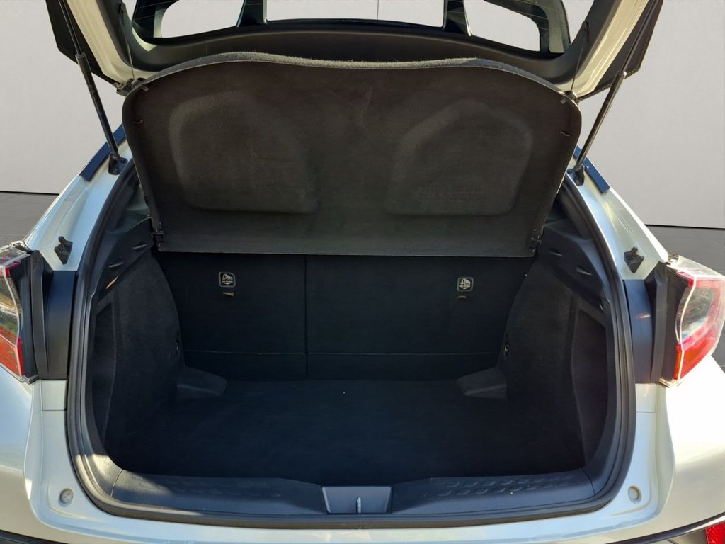 Used Toyota C-HR 2019 for sale - 76985723: Photo 29